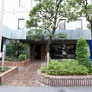 Empire In Shinjuku ** Tokio